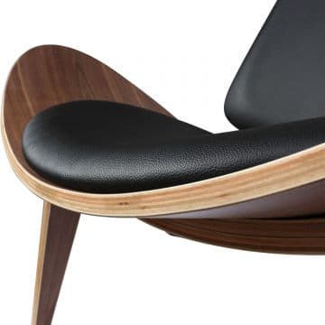 Wing Chair Lounge